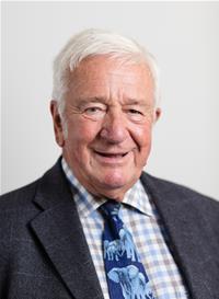 Photograph of Councillor Tony Favell